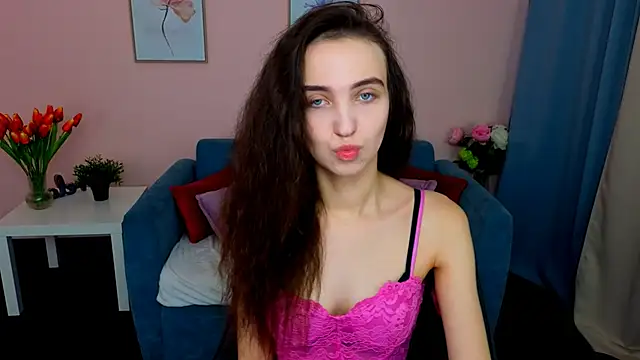 EllaSteele online show from October 8, 2025, 1:01 pm
