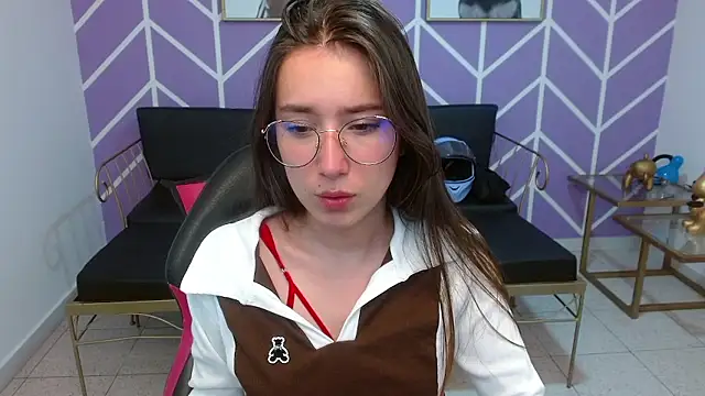 Adhara Kitten online show from January 14, 2026, 12:42 pm