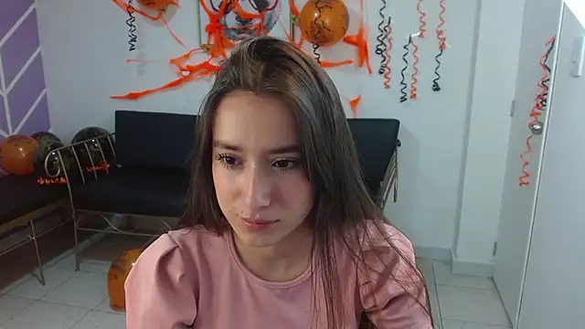 Adhara Kitten online show from October 24, 2025, 12:59 pm