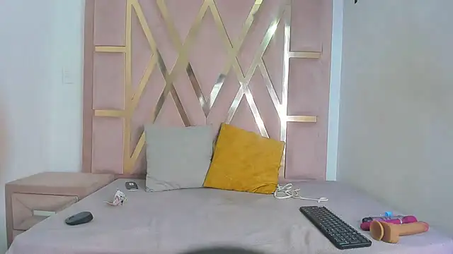 Snapshot of dannyasm chatting on November 10, 2025, 12:21 pm dannyasm online show from November 10, 2025, 12:21 pm