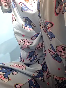 Snapshot of aellabeyonce chatting on September 15, 2025, 7:53 am aellabeyonce online show from September 15, 2025, 7:53 am