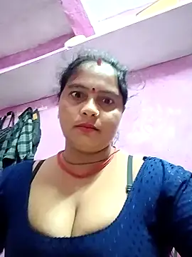 Hot komal1 online show from October 30, 2025, 7:44 pm