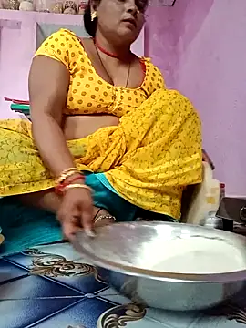 Hot komal1 online show from September 19, 2025, 11:36 am