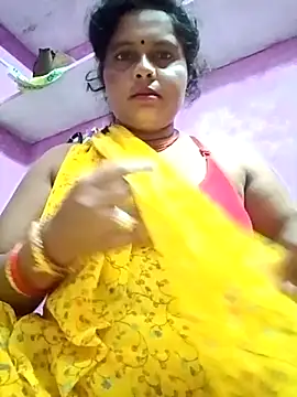 Hot komal1 online show from September 11, 2025, 9:48 pm