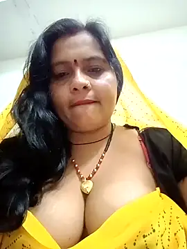 Hot komal1 online show from February 13, 2026, 8:09 pm
