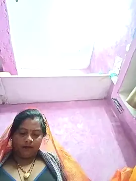 Hot komal1 online show from November 29, 2025, 9:37 pm