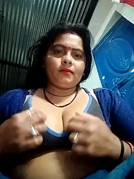Hot komal1 online show from March 27, 2026, 7:26 pm