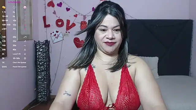 pamela echeverria online show from April 10, 2026, 11:28 am