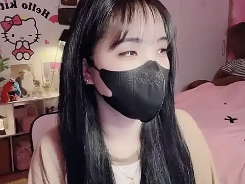 Snapshot of keelinnn19 chatting on February 9, 2026, 6:17 pm keelinnn19 online show from February 9, 2026, 6:17 pm