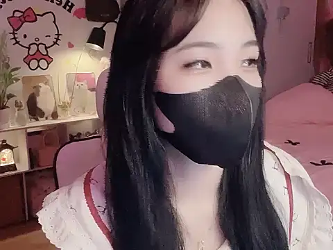 Snapshot of keelinnn19 chatting on February 8, 2026, 6:16 pm keelinnn19 online show from February 8, 2026, 6:16 pm