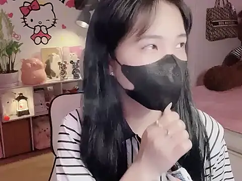 Snapshot of keelinnn19 chatting on February 26, 2026, 5:02 pm keelinnn19 online show from February 26, 2026, 5:02 pm