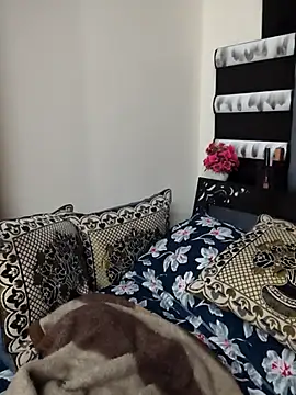 Snapshot of Suhana_Darling chatting on February 28, 2026, 9:36 pm Suhana Darling online show from February 28, 2026, 9:36 pm