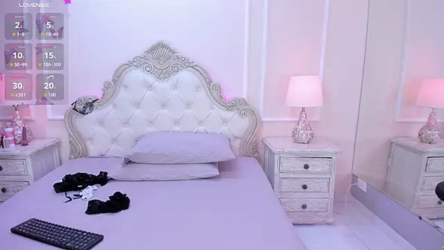 AmyBlackwood online show from September 10, 2025, 7:57 pm