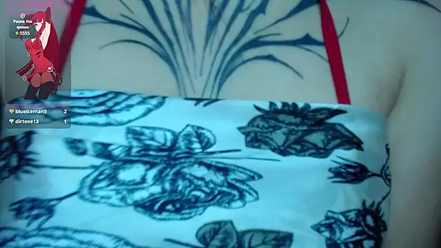 sophiaa 7 online show from November 9, 2025, 1:04 pm