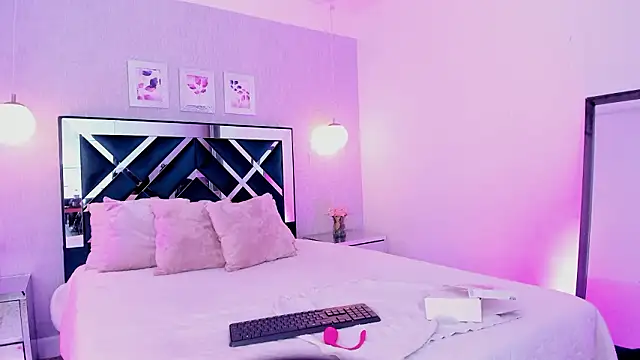 Snapshot of meloody7 chatting on February 4, 2026, 11:38 am meloody7 online show from February 4, 2026, 11:38 am