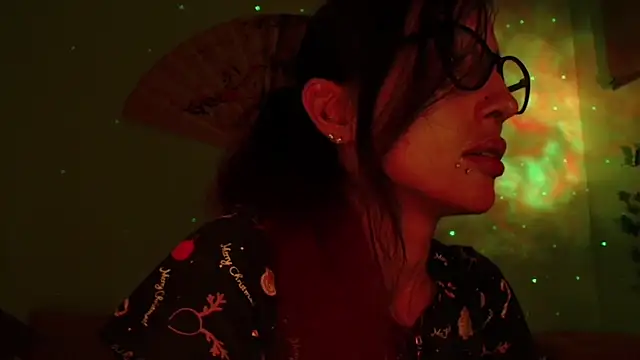 KiotoShine online show from January 6, 2026, 10:14 pm