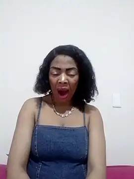 SEXYMOANSXX online show from September 30, 2025, 7:14 am