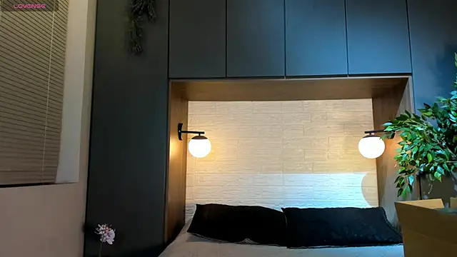 nicktorn online show from December 18, 2025, 11:58 am