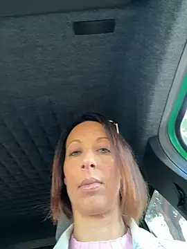 spycyfanny online show from November 6, 2025, 7:34 am