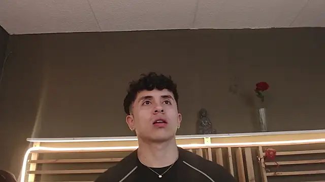 PaulEvens online show from November 21, 2025, 1:32 pm