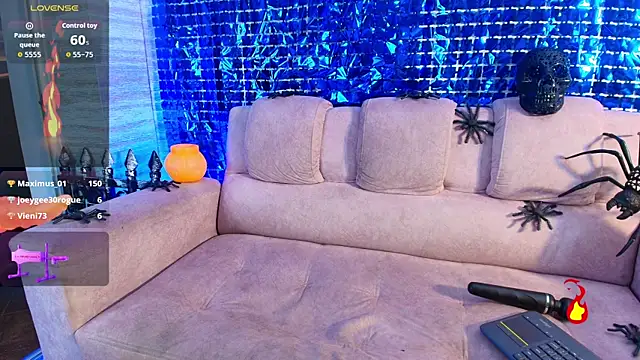 venus firekiss online show from October 15, 2025, 10:23 am