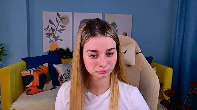 SweetyLicky online show from December 22, 2025, 4:07 pm