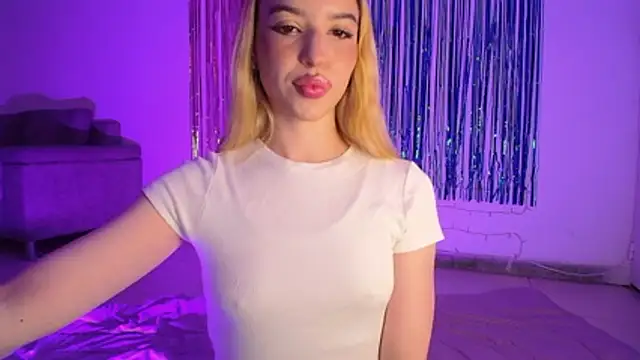 Alina Lee t online show from November 8, 2025, 2:04 am