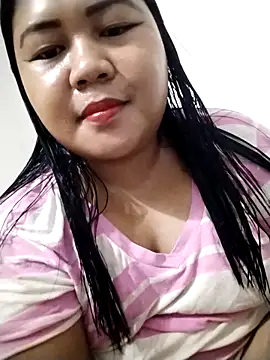 big booty15 online show from December 15, 2025, 10:54 am