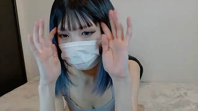 sarina at online show from February 23, 2026, 9:21 am