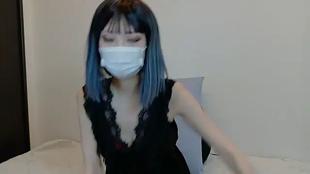 sarina at online show from March 11, 2026, 4:28 am