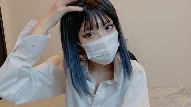 sarina at online show from March 30, 2026, 4:25 am