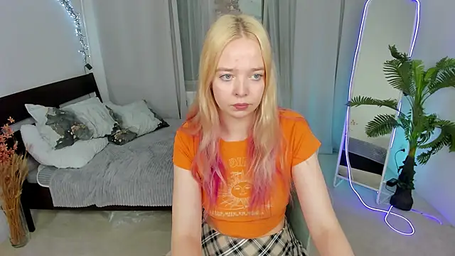 Snapshot of BellaMontgomery chatting on January 17, 2026, 4:21 pm BellaMontgomery online show from January 17, 2026, 4:21 pm