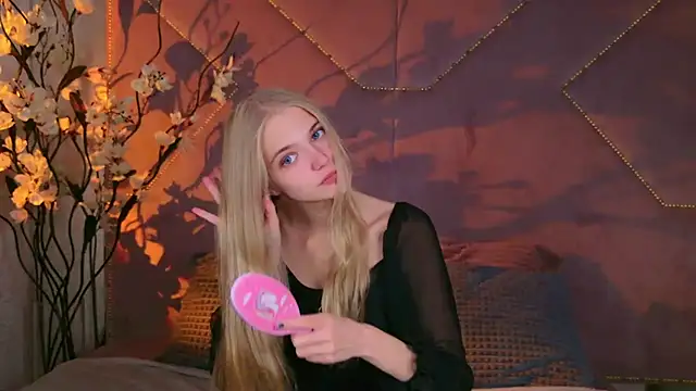 Snapshot of 4example_Chloe chatting on October 1, 2025, 10:41 am 4example Chloe online show from October 1, 2025, 10:41 am