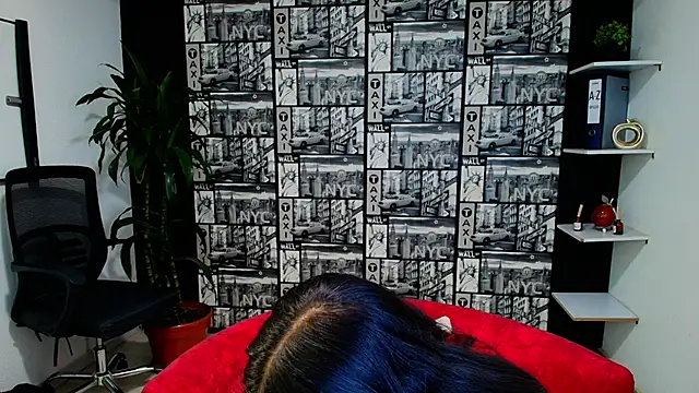 DanielaMonroe online show from April 18, 2026, 9:04 pm