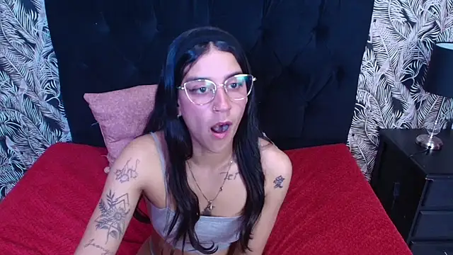 Snapshot of DanielaMonroe chatting on May 22, 2026, 3:15 am DanielaMonroe online show from May 22, 2026, 3:15 am