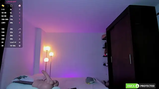 twinguys online show from April 8, 2026, 2:40 pm