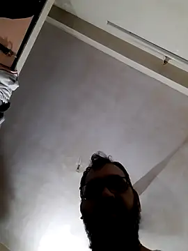 Snapshot of Hot-boy077 chatting on February 12, 2026, 6:29 pm Hot-boy077 online show from February 12, 2026, 6:29 pm