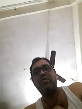 Snapshot of Hot-boy077 chatting on February 26, 2026, 5:35 pm Hot-boy077 online show from February 26, 2026, 5:35 pm