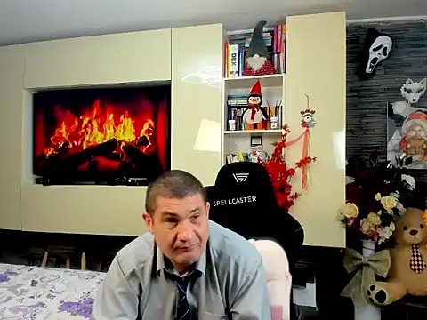 SpartacusDaddy48 online show from March 5, 2026, 9:00 pm