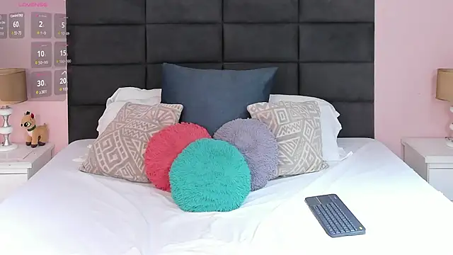 Abby-campbel online show from February 4, 2026, 8:37 pm