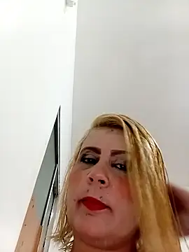 flavinhasensual online show from October 24, 2025, 6:45 am