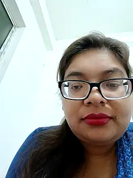 Elie couple143 online show from November 21, 2025, 7:57 pm