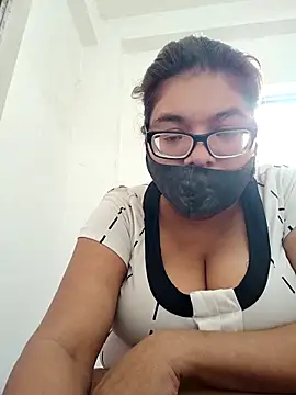 Elie couple143 online show from October 21, 2025, 2:33 am