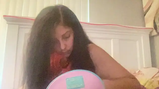 sweetnjuicyyy online show from October 12, 2025, 12:12 am