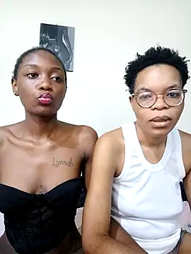 Snapshot of Miss-Hennessy chatting on April 19, 2026, 11:22 am Miss-Hennessy online show from April 19, 2026, 11:22 am