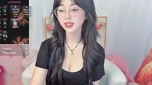 Snapshot of nini_a chatting on June 18, 2026, 10:53 am nini a online show from June 18, 2026, 10:53 am