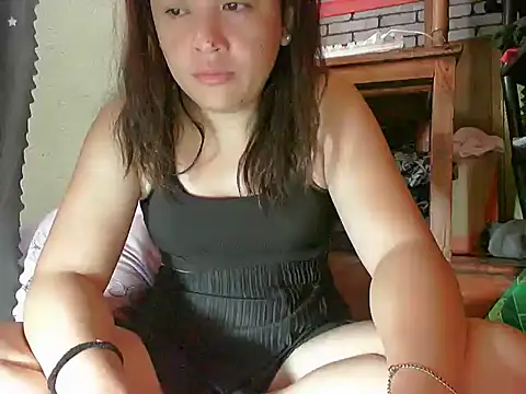 betty02 online show from April 30, 2026, 5:14 am