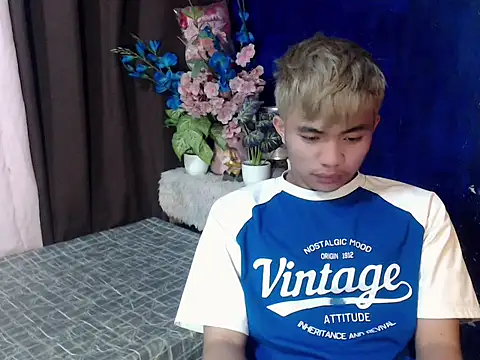 mostwantedtwink online show from April 25, 2026, 6:05 pm