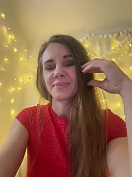 LucieMack online show from February 2, 2026, 9:47 pm