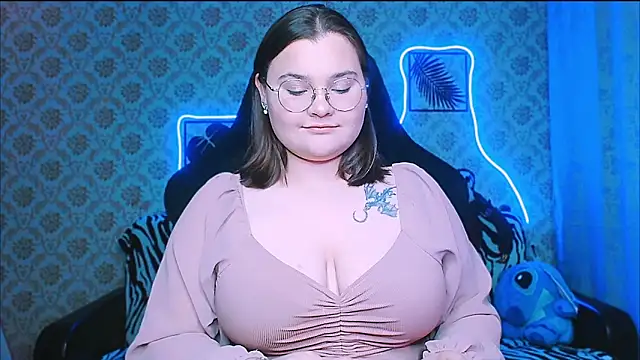 InLoveWithLife26 online show from October 1, 2025, 7:18 pm